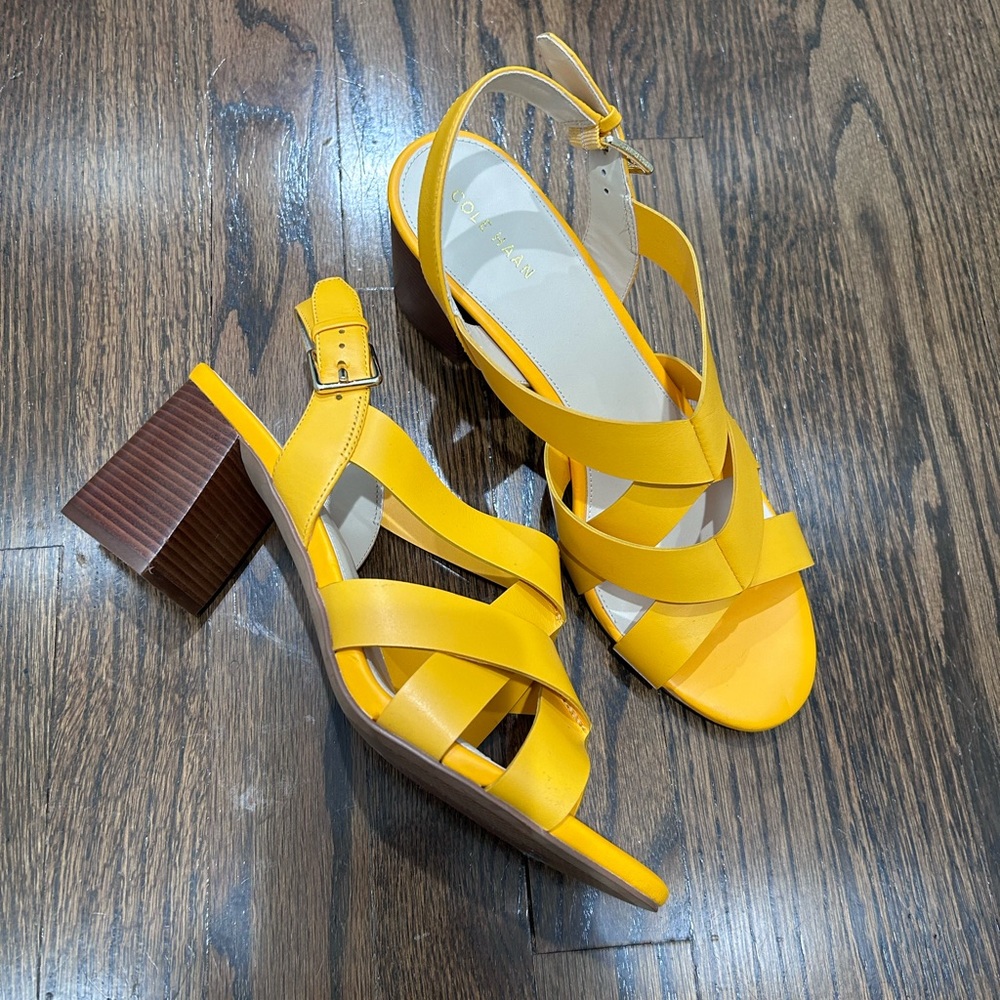 NEW Cole Haan Women's Jamie Leather Block Heel Sandals In Radiant Yellow - 9.5